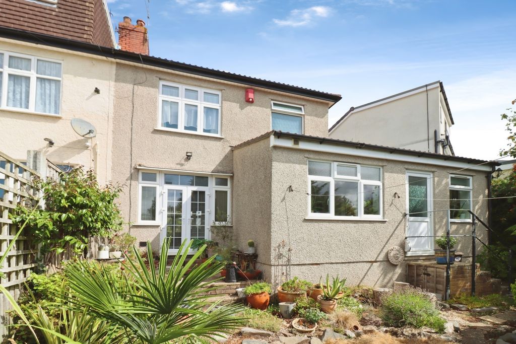 Property photo 2 of 19 Pbox-Img.Jpg