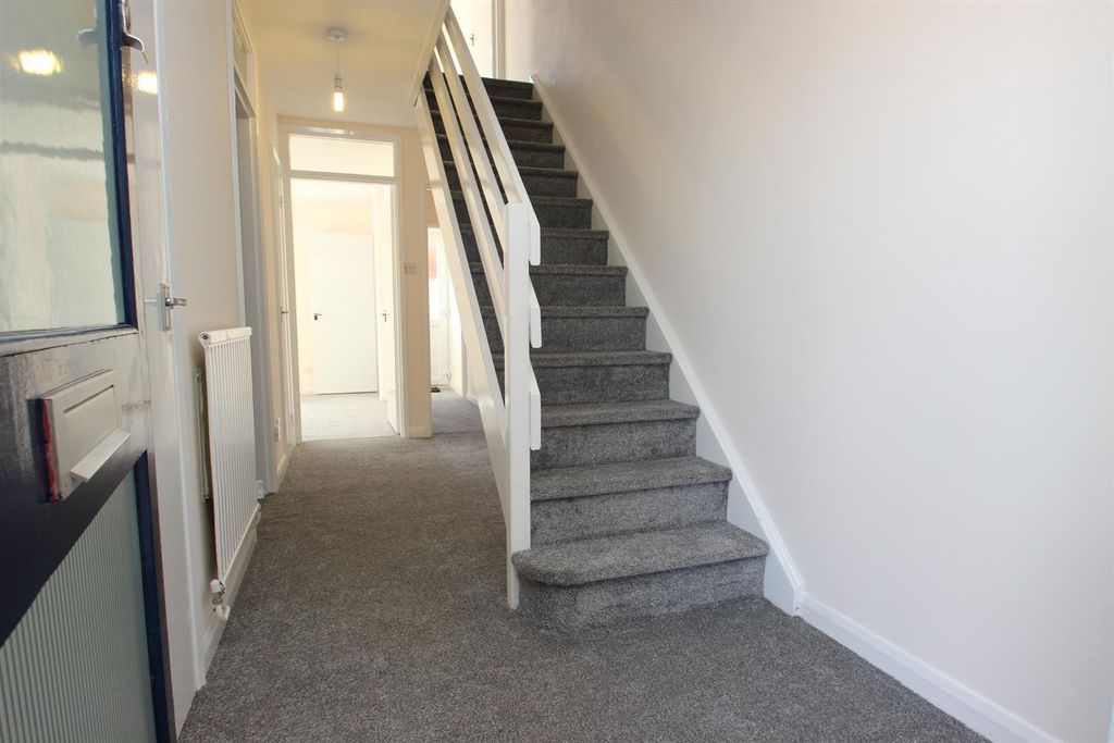 Property photo 2 of 11 Img_8633.Jpg