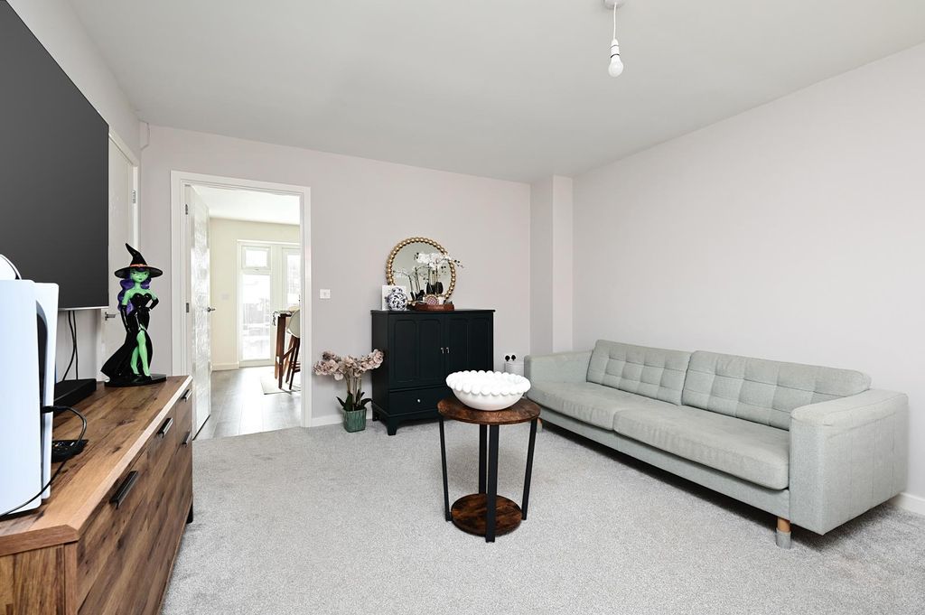 Property photo 3 of 12 Living Room