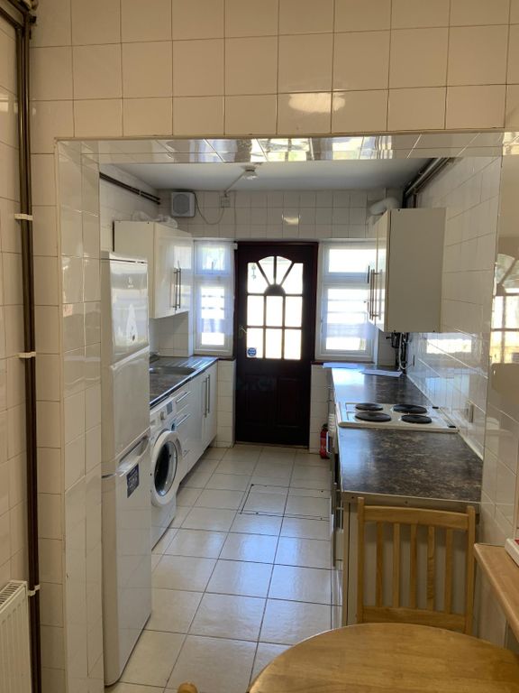 Property photo 1 of 13 Ground Floor Maisonette For Rent