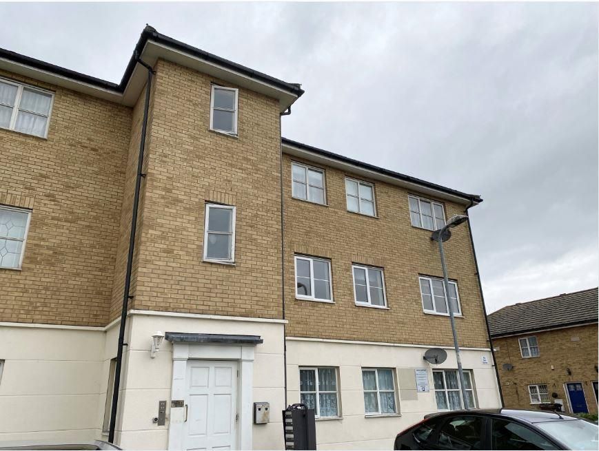 Property photo 1 of 6 53 Causton Square Front.Jpg