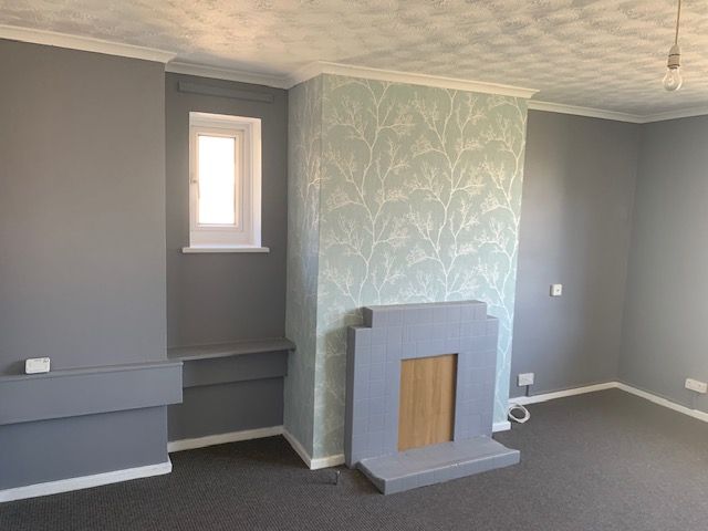 Property photo 2 of 11 Lounge