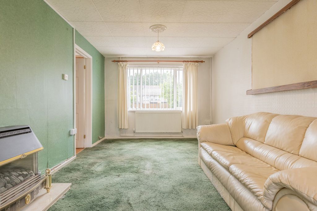 Property photo 3 of 21