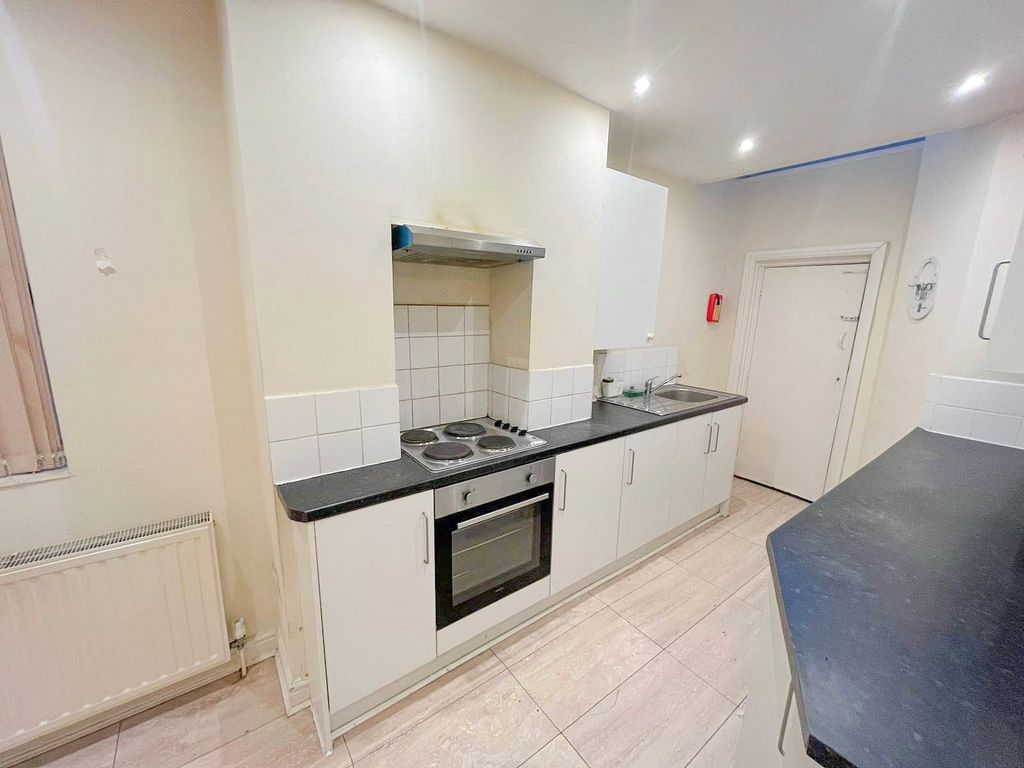 Property photo 3 of 13 Picture No. 34