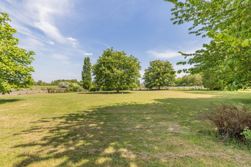 Property photo 2 of 16 Picture No. 08