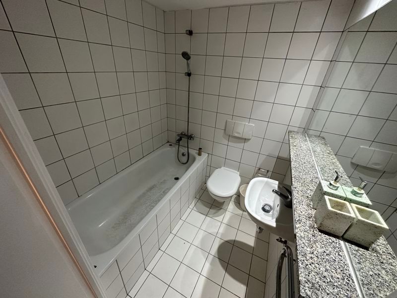 Property photo 3 of 12 Bathroom