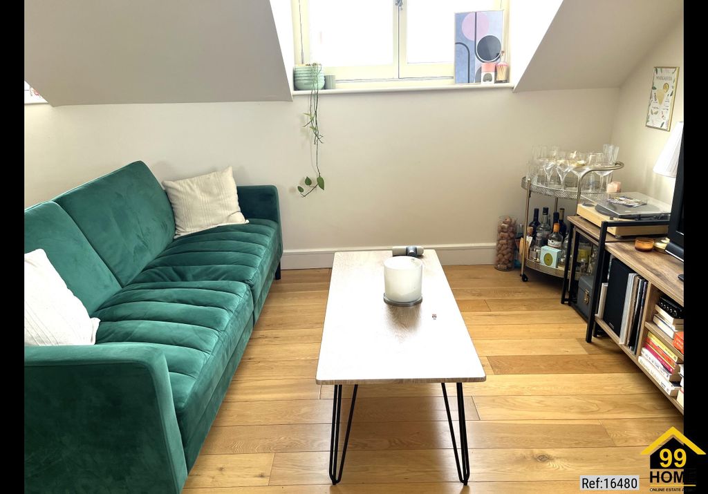 Property photo 3 of 16 Photo 2