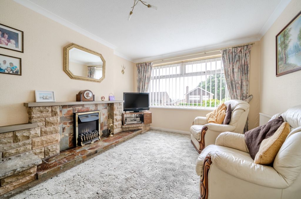 Property photo 3 of 19 1325436-12-68764d5Ecafc2