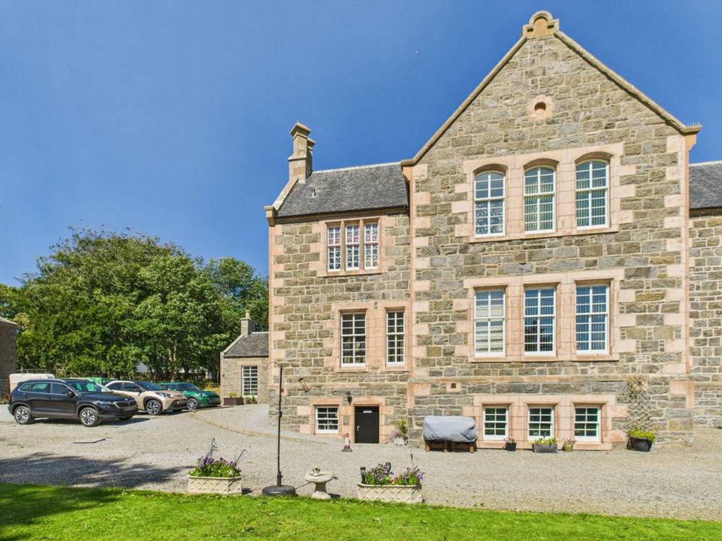 Property photo 1 of 35