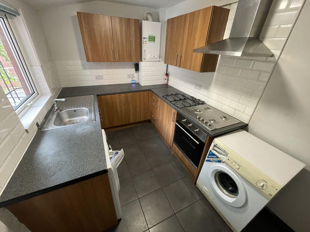 Property photo 3 of 13 Picture No. 06