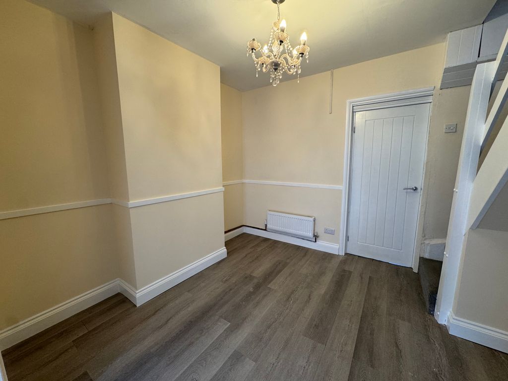 Property photo 3 of 10 Img_4797