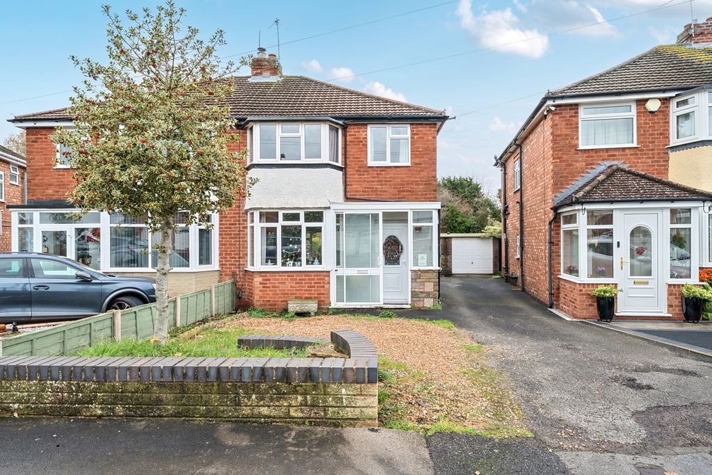 Property photo 2 of 20 1384793-19-692Da9c94Add1