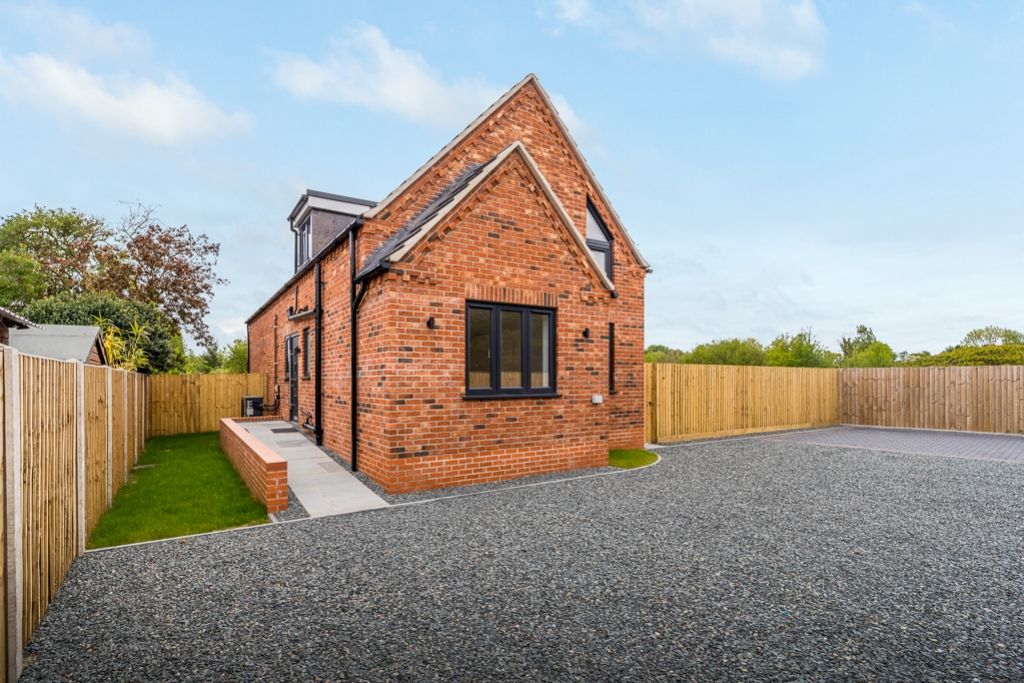 Property photo 2 of 16 78B Horncastle Road (Boston)-1
