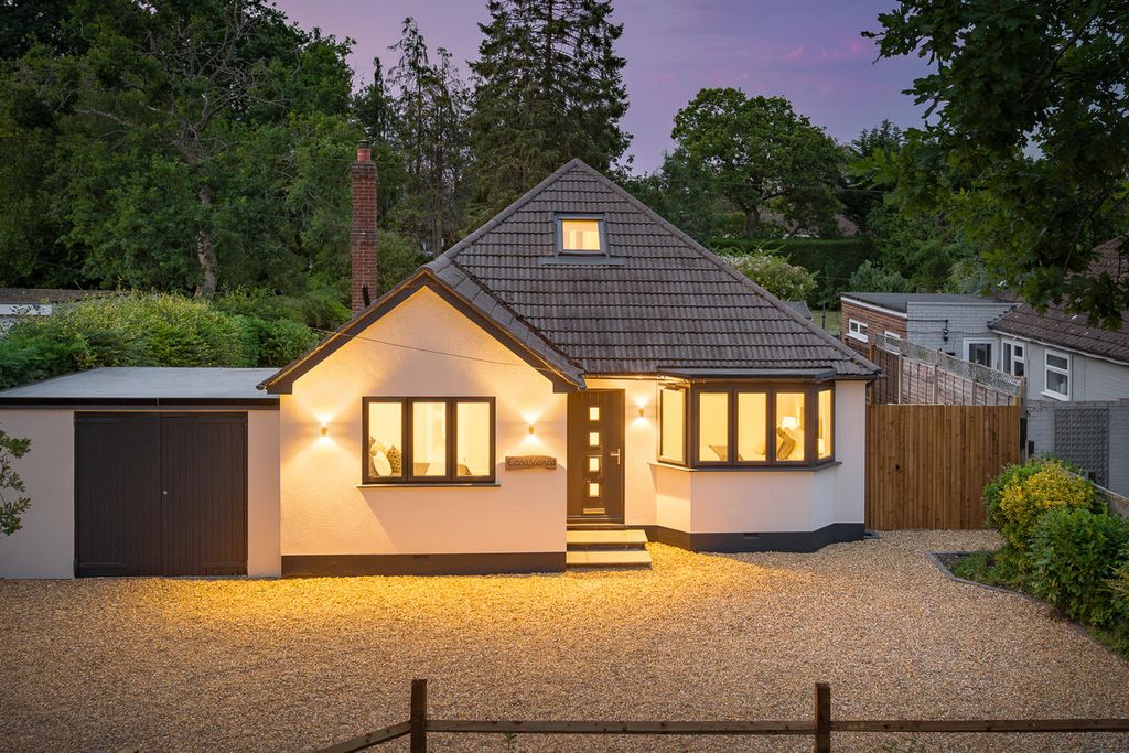 Property photo 1 of 30
