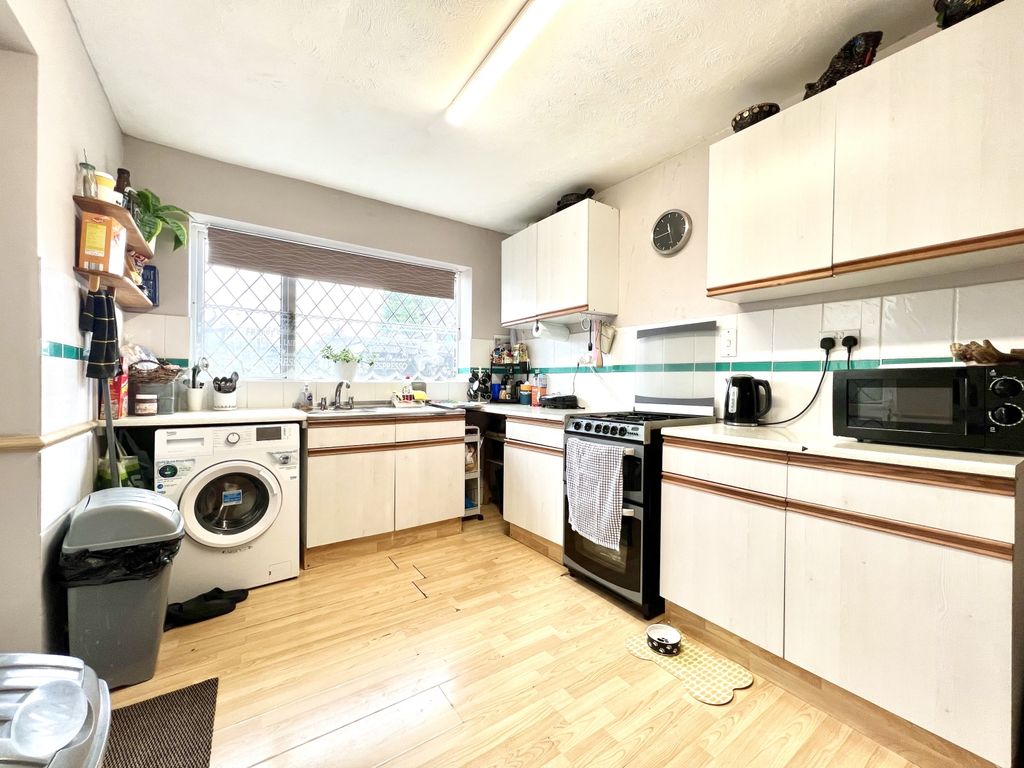 Property photo 3 of 16 3