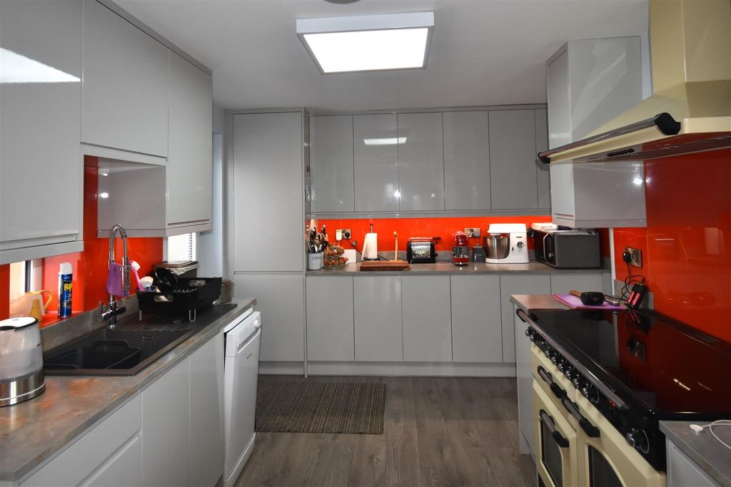 Property photo 3 of 20 Dsc_0052.Jpg