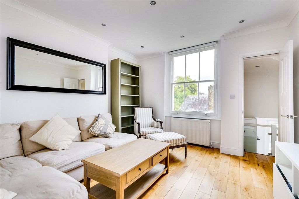 Property photo 1 of 6