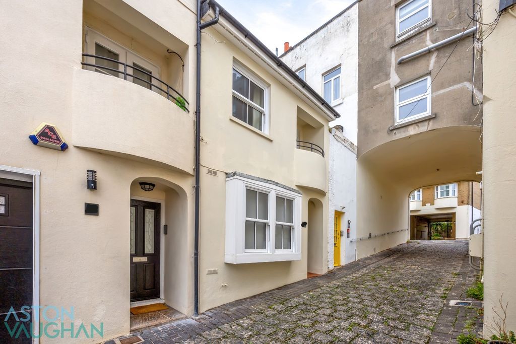 Property photo 1 of 25 5327961