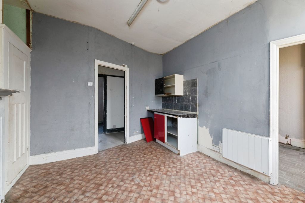 Property photo 3 of 17 Pbox-Img.Jpg