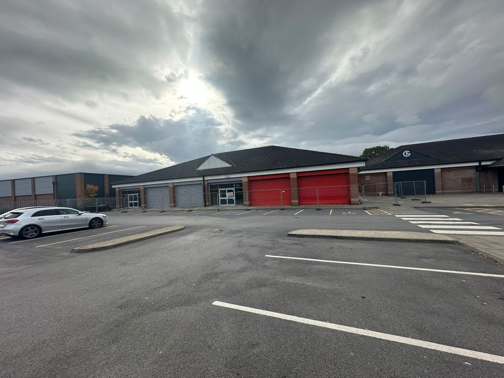 Property photo 1 of 2