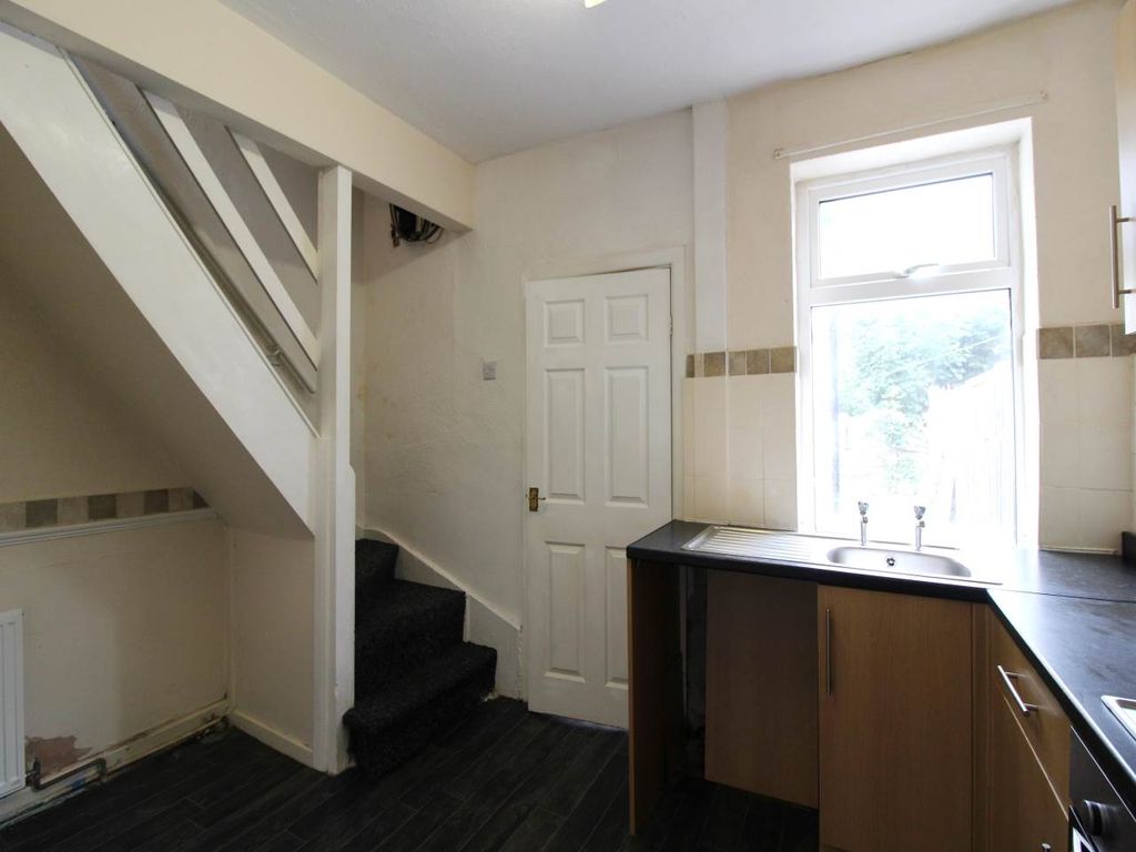 Property photo 3 of 8 3