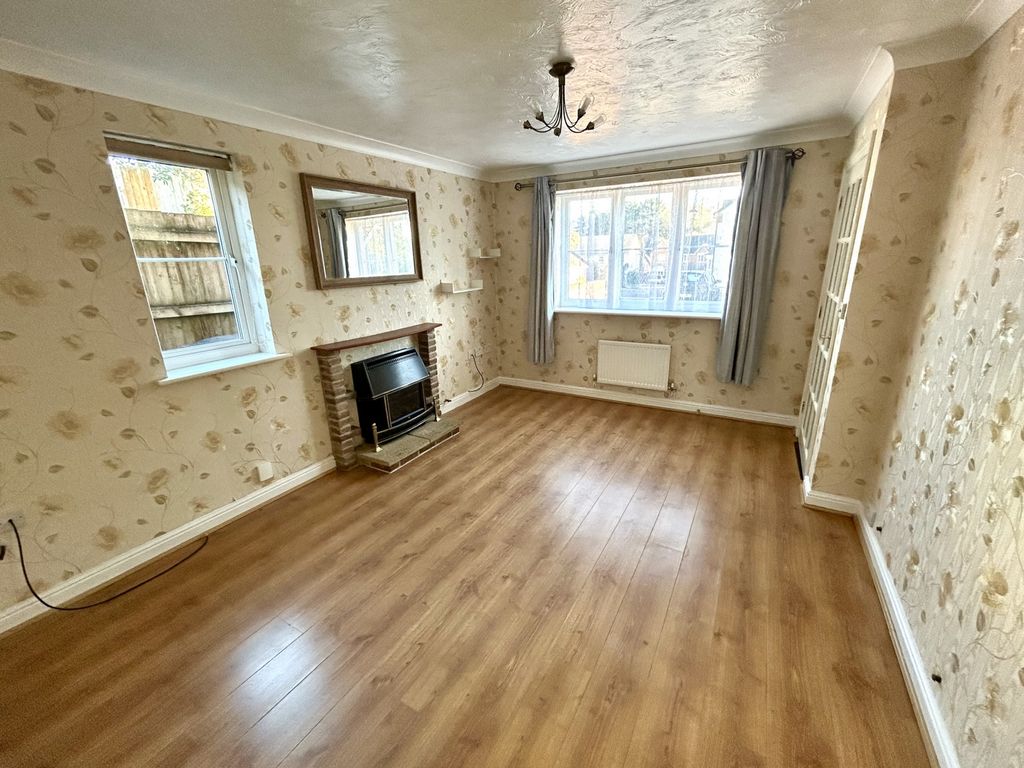 Property photo 3 of 16 Photo 18