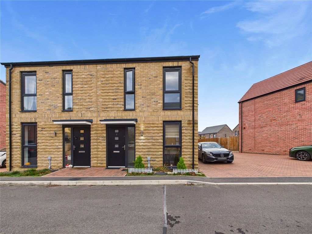 Property photo 1 of 15 1 - Image