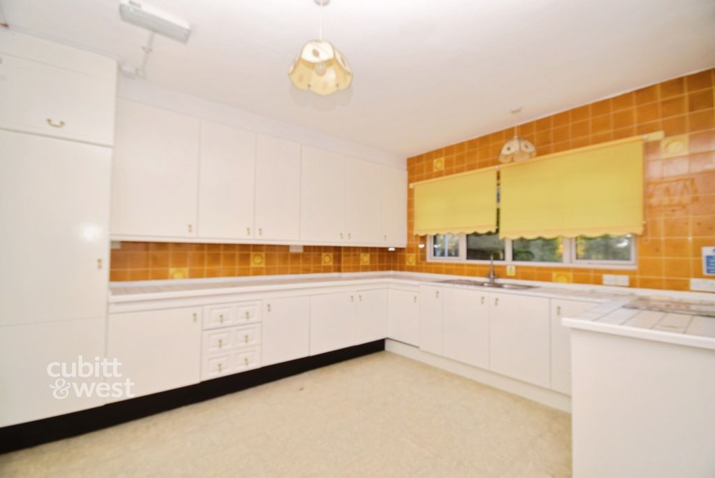 Property photo 3 of 15 8164Fffc-Dsc_0049