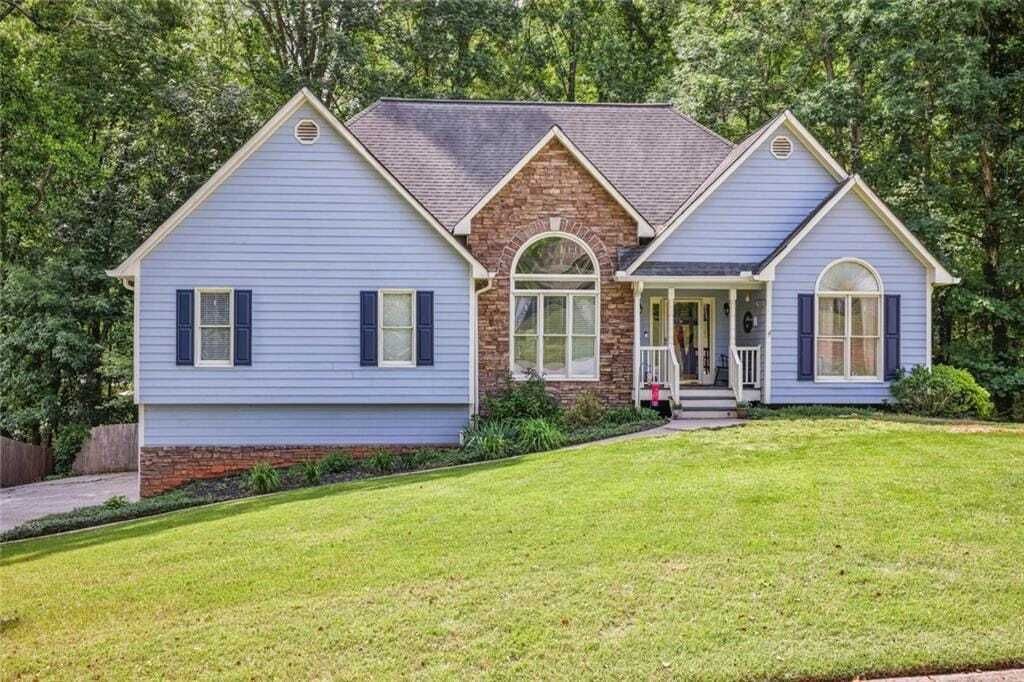 Property photo 1 of 28