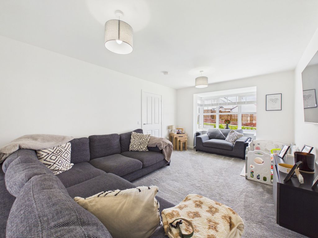 Property photo 2 of 24