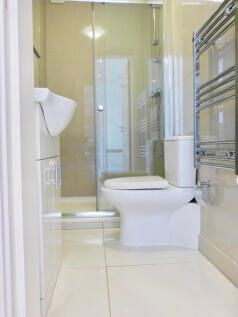 Property photo 3 of 5 85138_House_Neeld_Crescent_London_Nw4_3Rr_1L_211710_Img_03_0000_Max_476x317