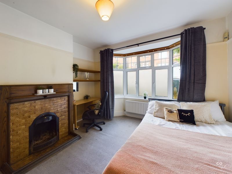 Property photo 3 of 22 Room 1