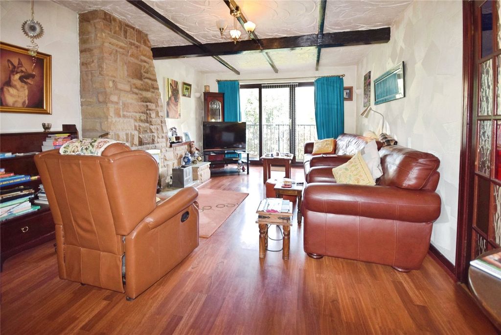 Property photo 3 of 18 Lounge Dining Room