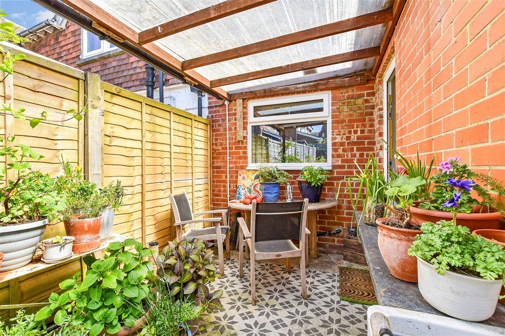 Additional image 13 of 3 bed semi-detached house for saleStation Road, Petworth, West Sussex GU28