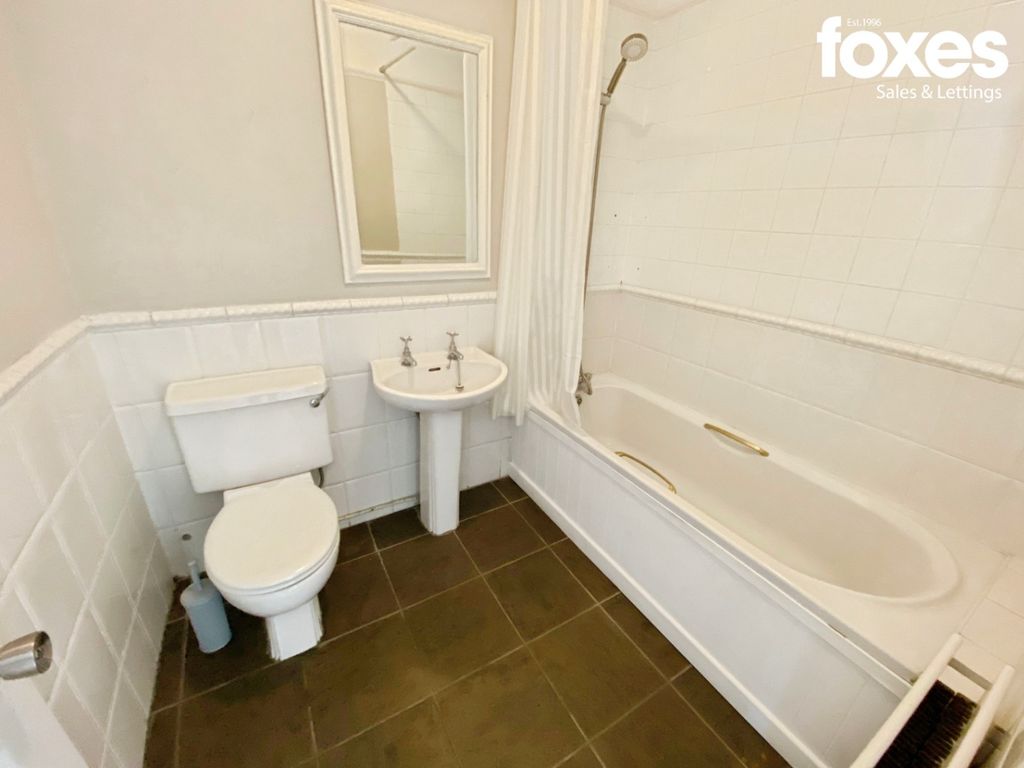 Additional image 12 of 3 bed flat to rentWoodfalls, 9 St. Winifreds Road, Bournemouth, Dorset BH2