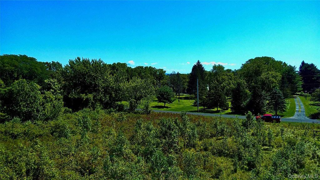 Property photo 3 of 12 <Alttext/>