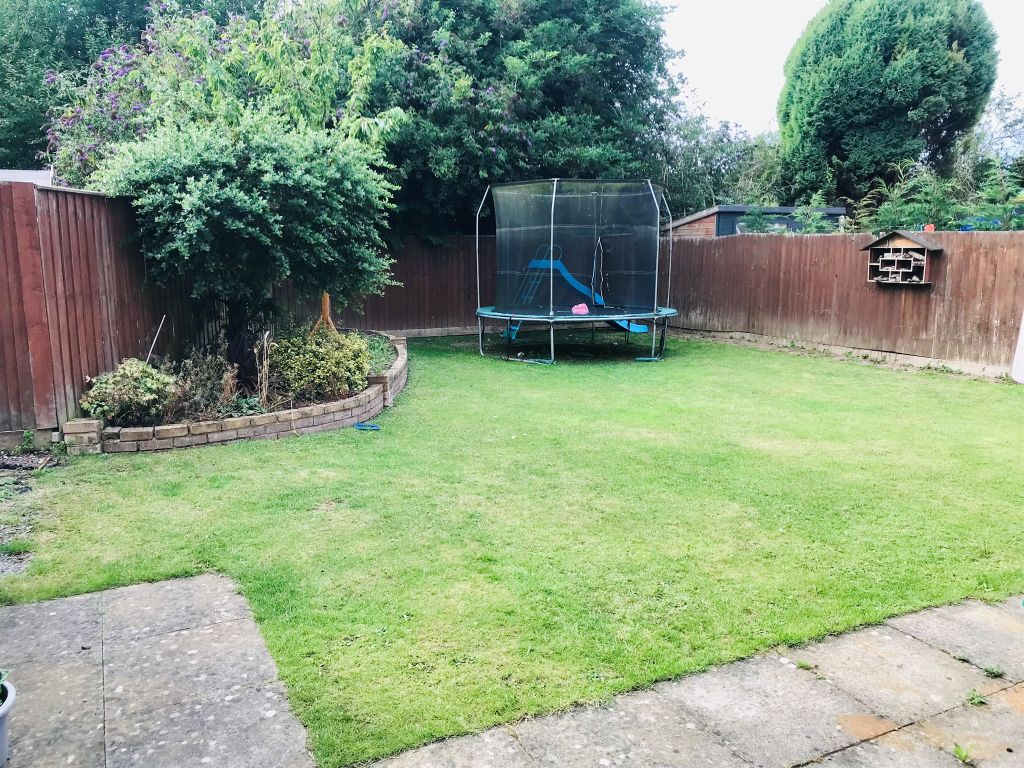 Property photo 3 of 3
