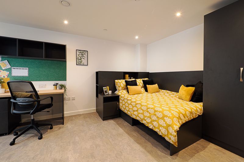 Property photo 1 of 26 Photo 5