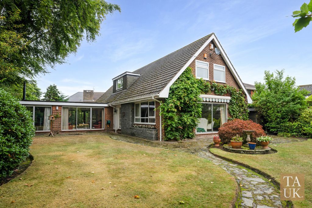 Property photo 1 of 34