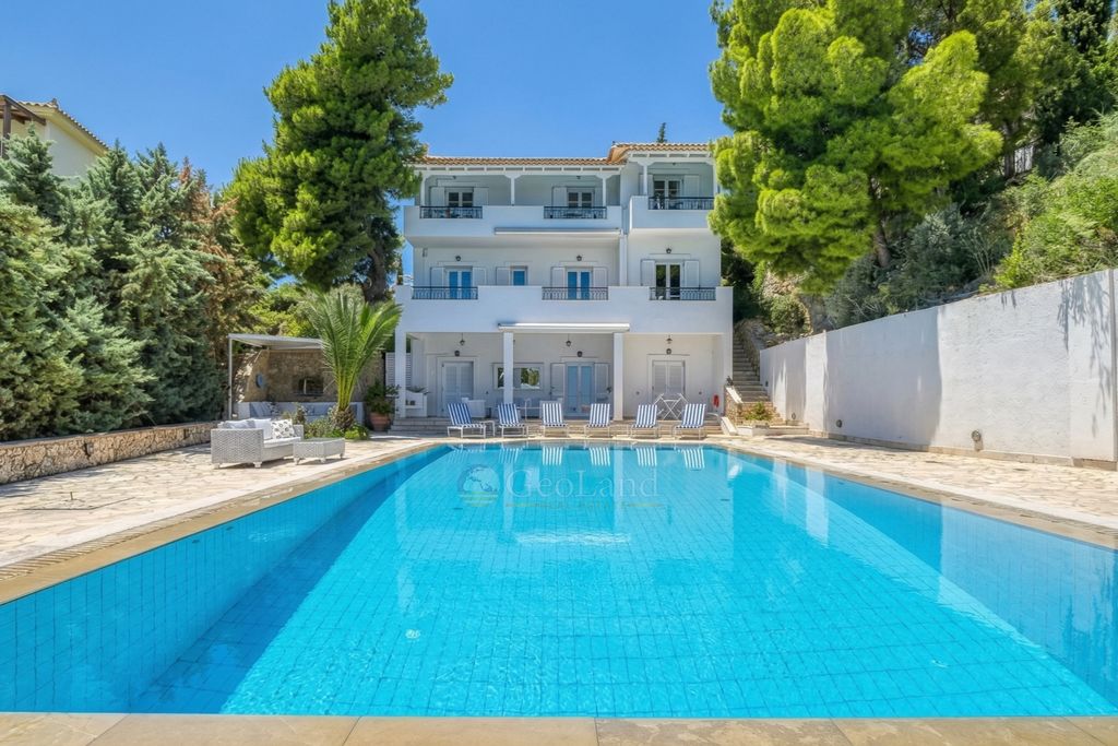 Property photo 3 of 25