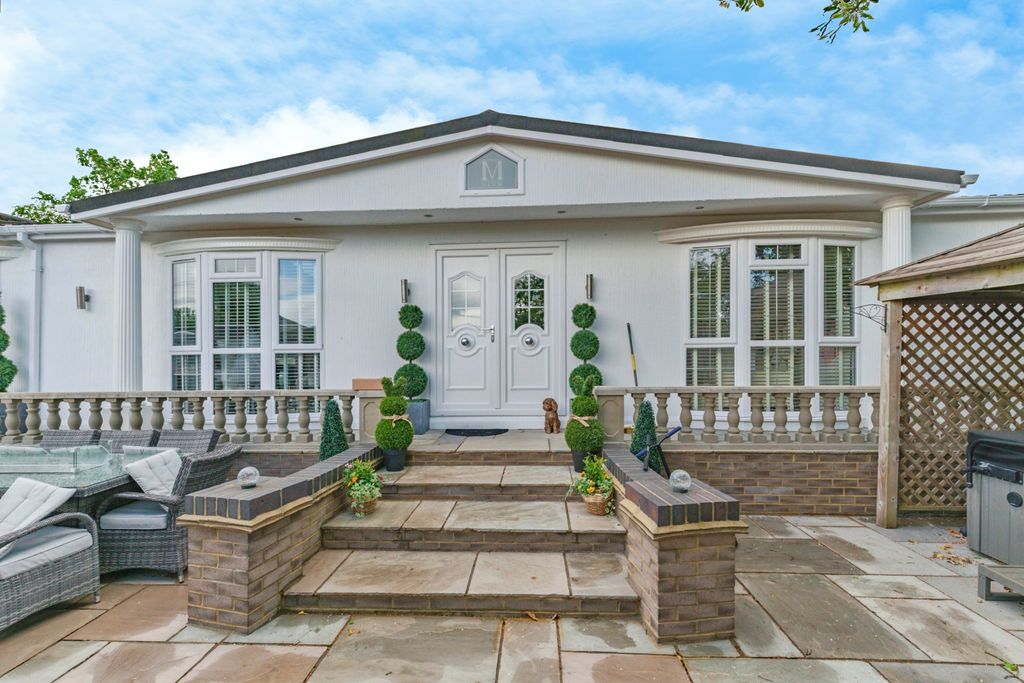 Additional image 9 of Land for saleDunsfold Road, Cranleigh GU6
