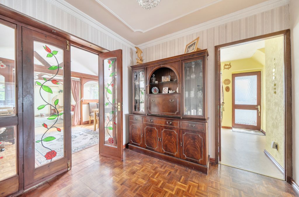 Property photo 3 of 20 1464738-13-6A115E...