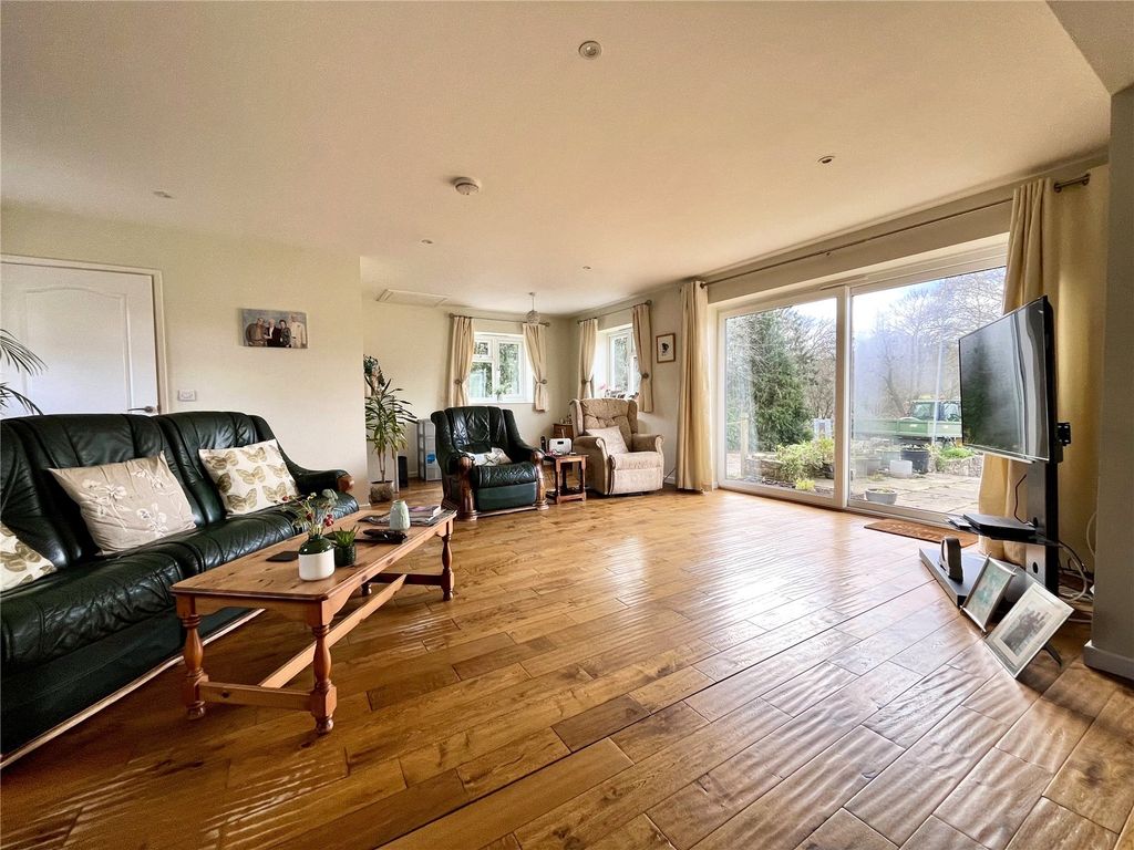 Property photo 3 of 18 Picture No. 03