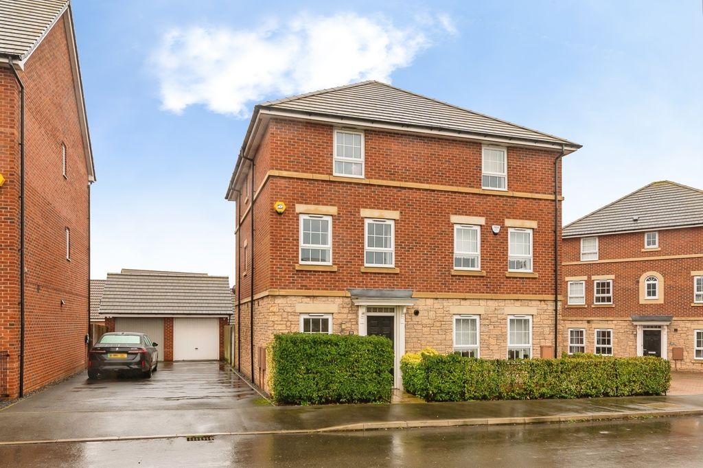 Property photo 1 of 21 Pbox-Img.Jpg