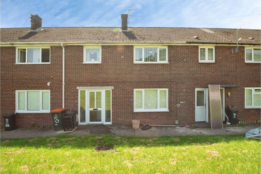 Property photo 1 of 15