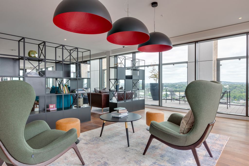 Property photo 3 of 13