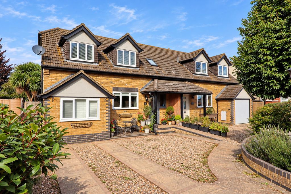 Property photo 1 of 30