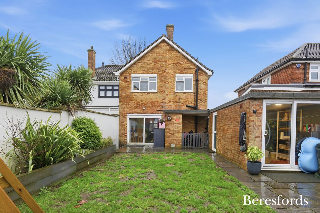 Property photo 2 of 25 Picture No. 31