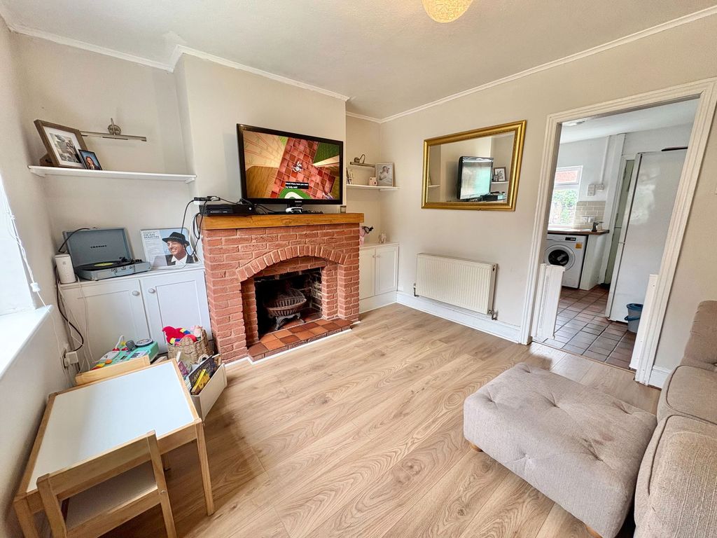 Property photo 2 of 19