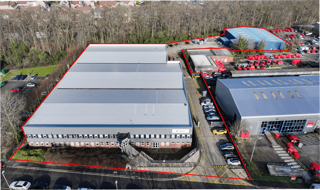 Property photo 1 of 20 Photo With Red Outline.Png